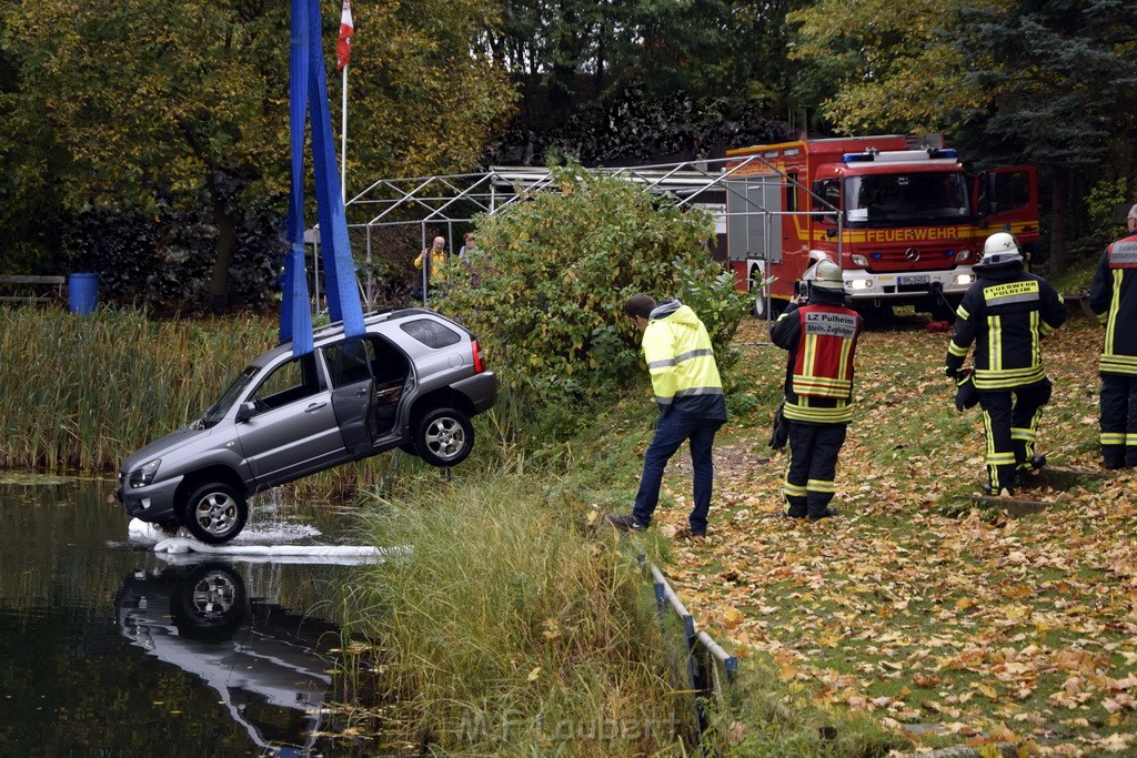 Einsatz BF Koeln PKW im See Koeln Esch P112.JPG - Miklos Laubert